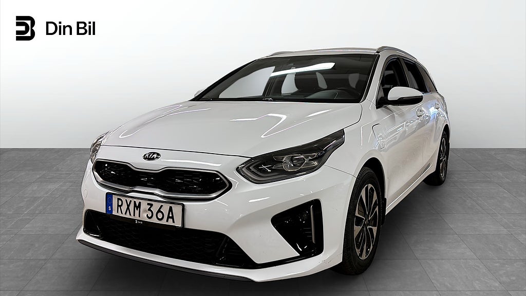 Kia Ceed SW Plug-in Hybrid DCT 141hk/Advanced Plus/S+V-hjul