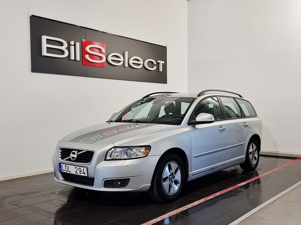 Volvo V50 D2 Momentum Euro 5 Dragk Fullservad 6-Växl B-Sensor