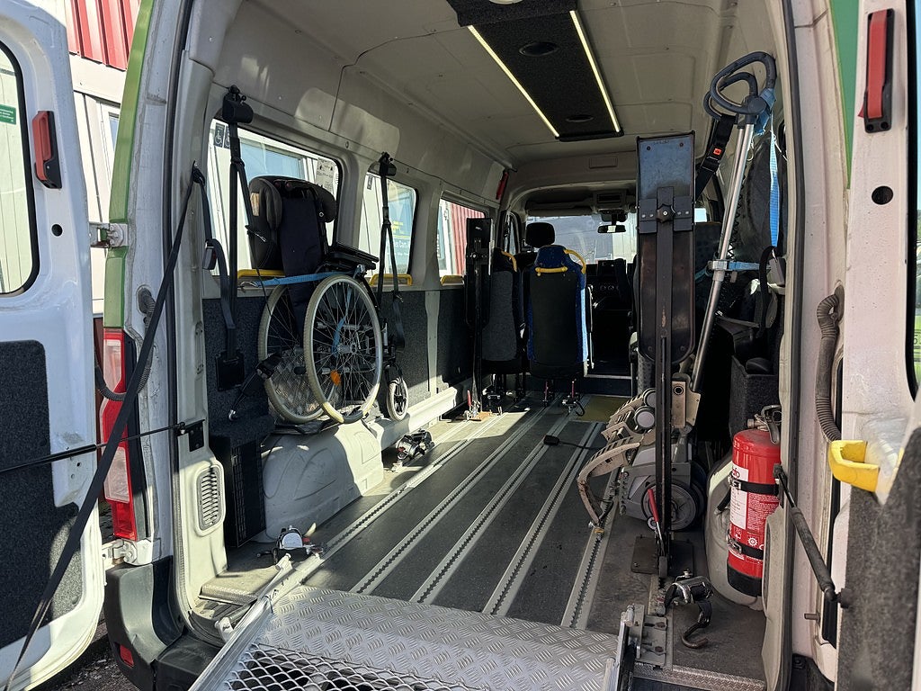 Renault master 3.5 T 2.3 dCi RWD Euro 6 | MOMS | FÄRDTJÄNST