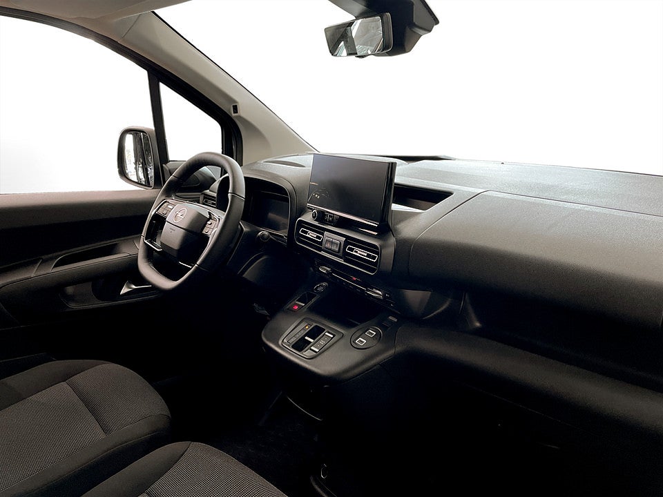 Bild på Opel Combo Elite 130hk Aut L2 - DIESELVÄRMARE MM INGÅR!