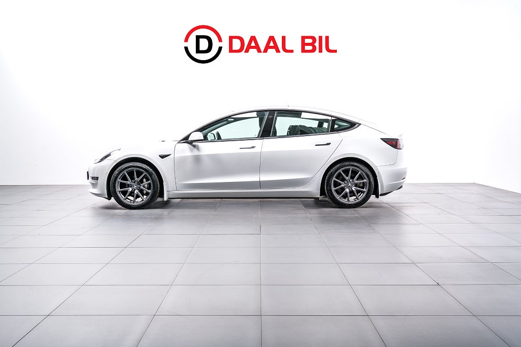 Tesla Model 3 LONG RANGE AWD 440HK AUTOPILOT DRAG P-VÄRM 