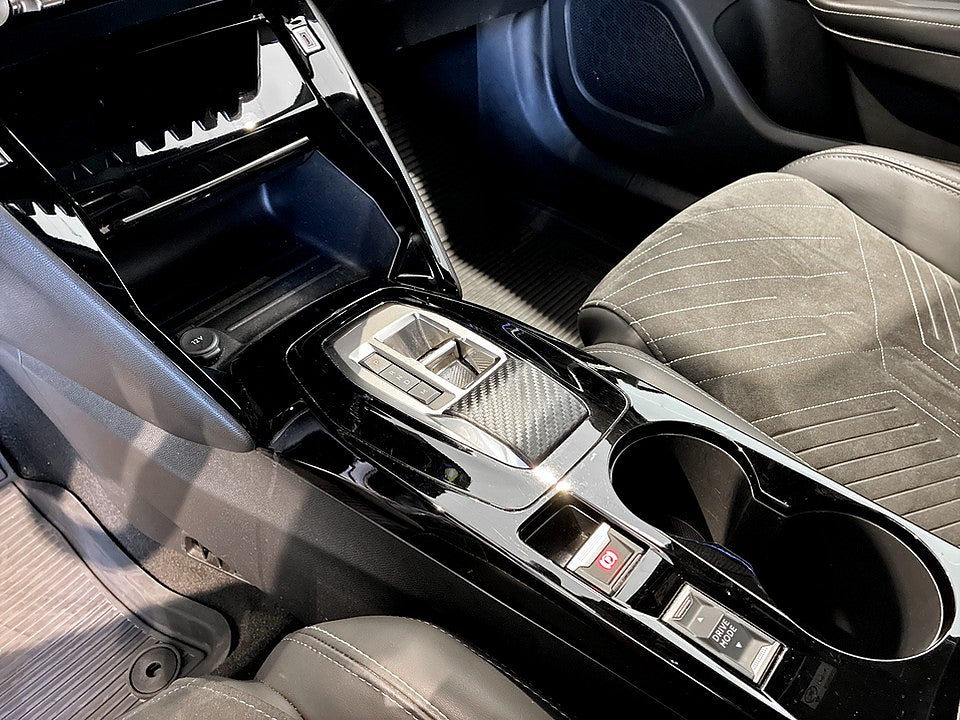 Bild på Peugeot 2008 GT Hybrid 145hk Aut CARPLAY B-KAMERA