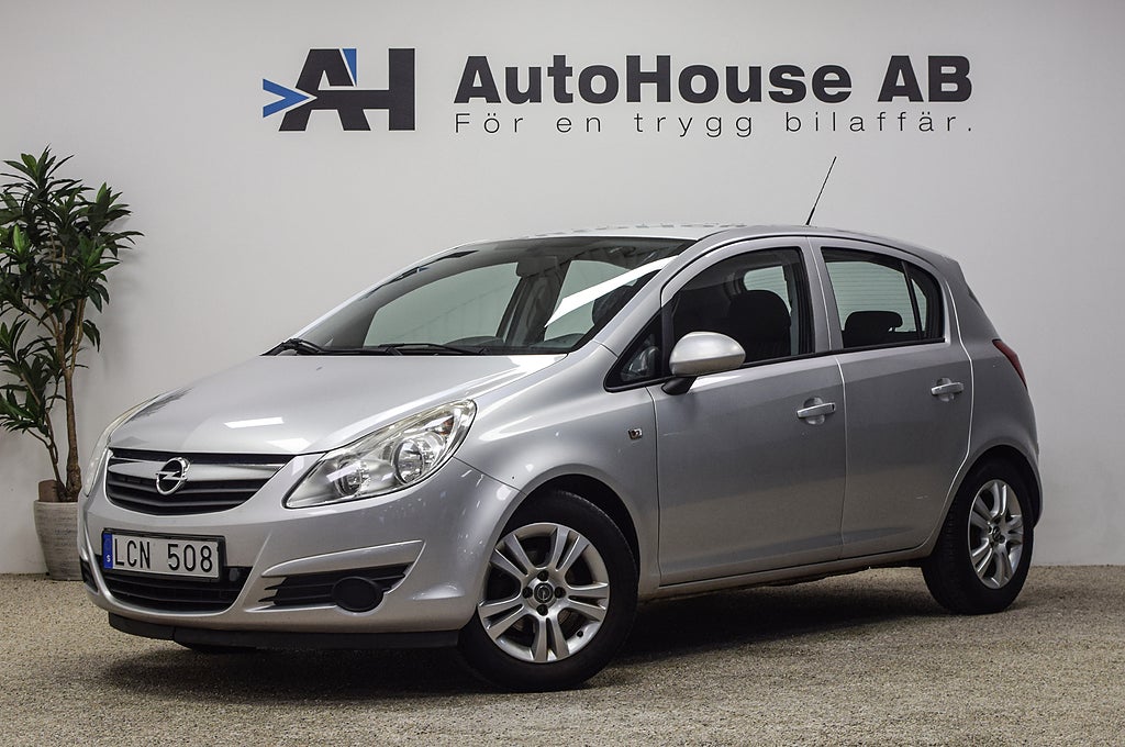 Opel Corsa 5-dörrar 1.2 Enjoy P-Sensorer Rattvärme Nyservad