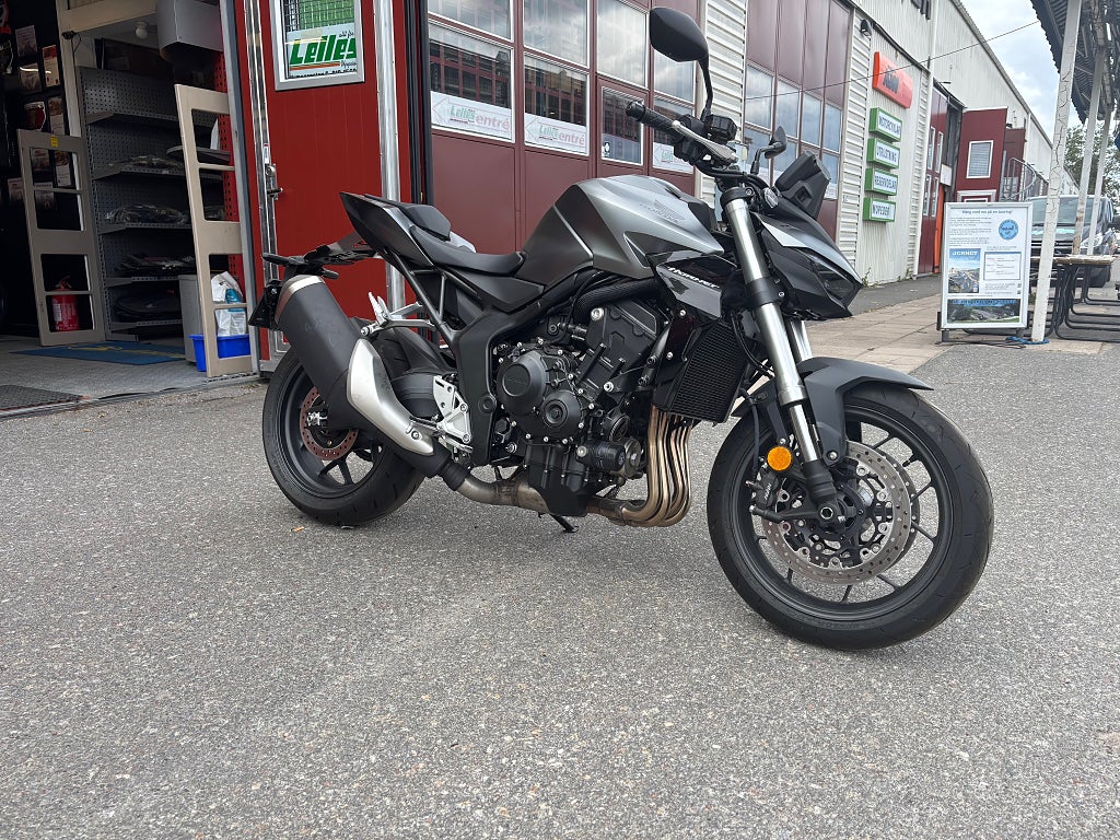 Honda CB1000 Hornet 