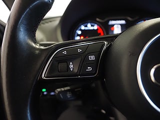 Halvkombi Audi A3 16 av 20