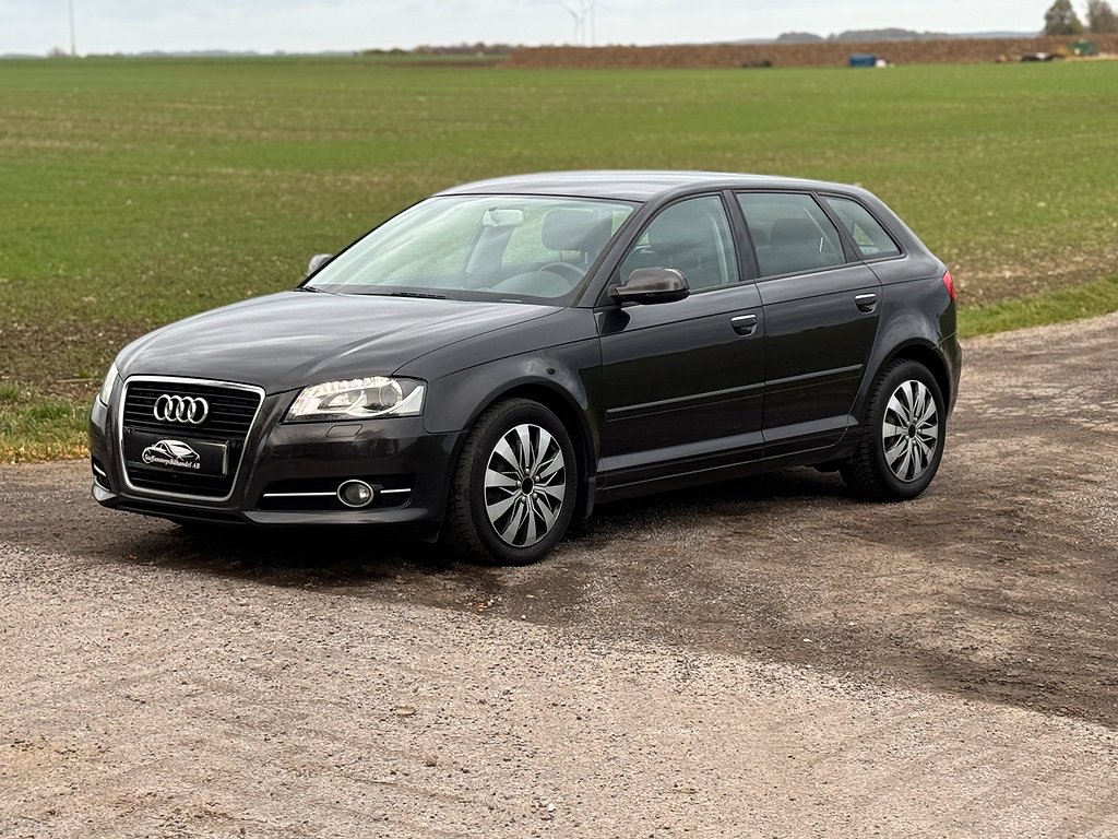 Audi A3 Sportback 2.0 TDI Comfort | BESIKTAD | DRAG 