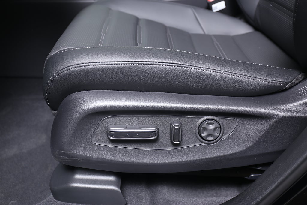 Honda CR-V Plug-In Hybrid Advance Tech | Års skatt 360 kr 2025