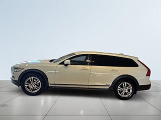 Volvo V90 Cross Country D4 AWD Aut Inscription Pro Drag Navi Bkamera Mvärme S&V – bild 4