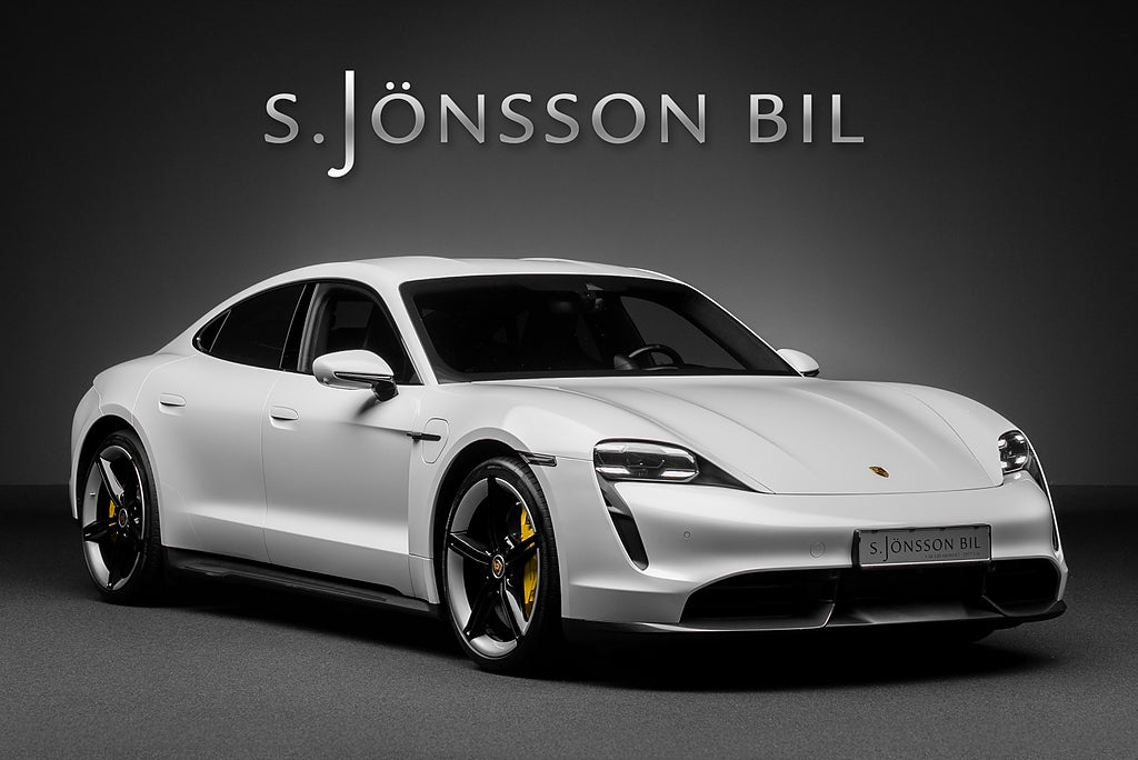 Porsche Taycan Turbo S / 18-vägs stolar / Bakaxelstyrning
