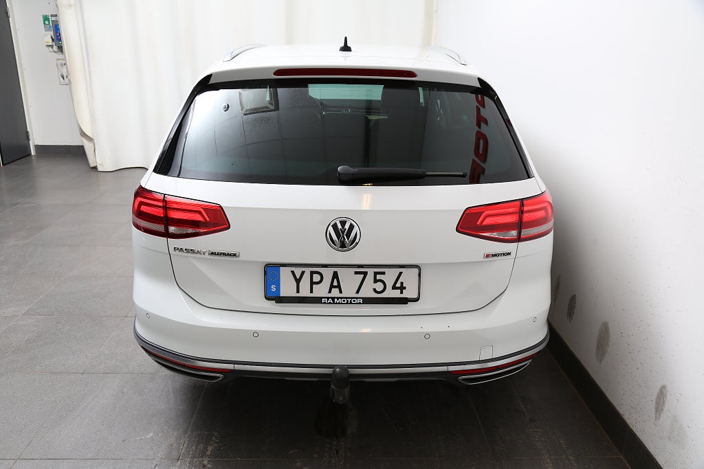Volkswagen Passat Alltrack 2,0 TDI 190hk SCR 4Motion GT DSG Värmare Drag 2018