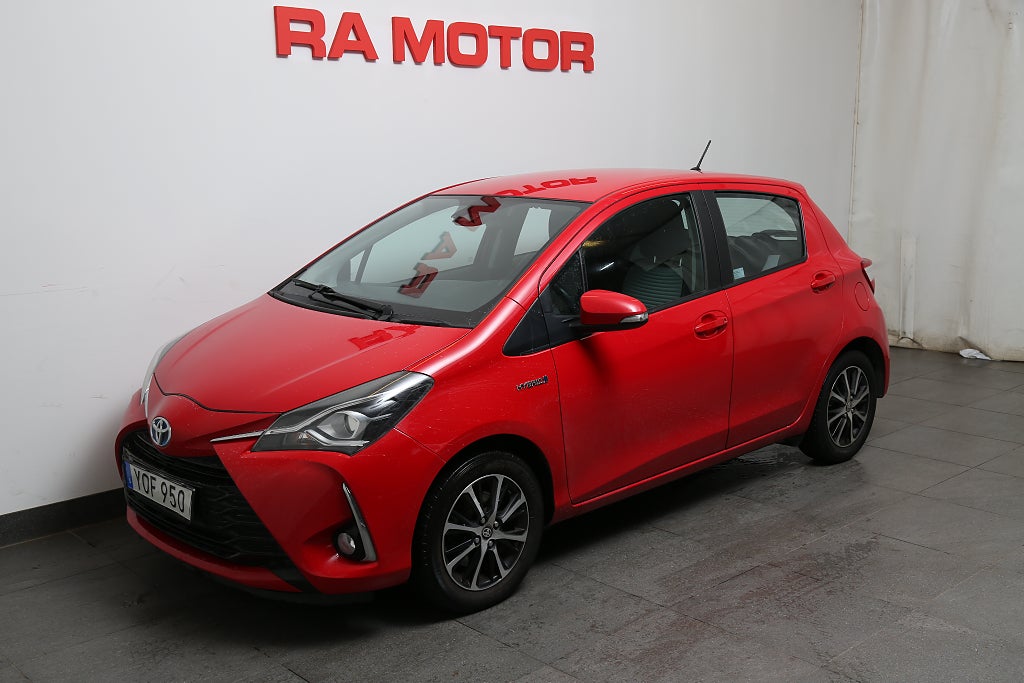 Toyota Yaris Hybrid e-CVT Touch & Go Edition Kamera Navi