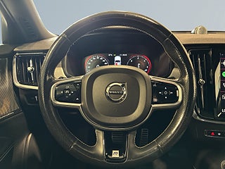 Volvo S90 D5 AWD Aut R-Design Värmare Kamera Navi B&W S&V – bild 15