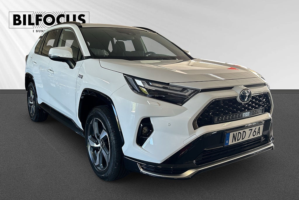 Toyota RAV4 Plug-in Hybrid E-CVT Euro 6