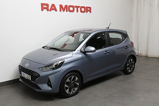 Halvkombi Hyundai i10 1 av 25