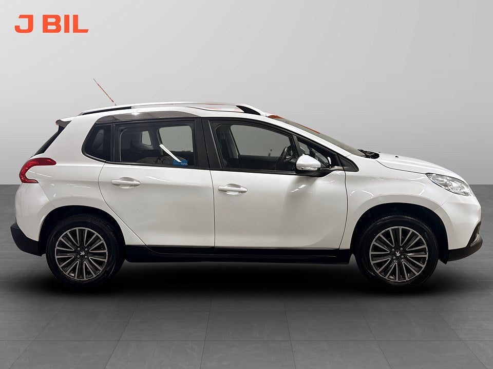 Bild på Peugeot 2008 Active 1.2 PT 110hk - FARTHÅLLARE, LÅG SKATT!