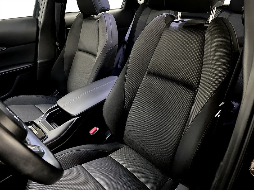 Bild på Mazda CX-30 Sky 2.0 e-SKYACTIV-G M 150hk Aut NAVI CARPLAY