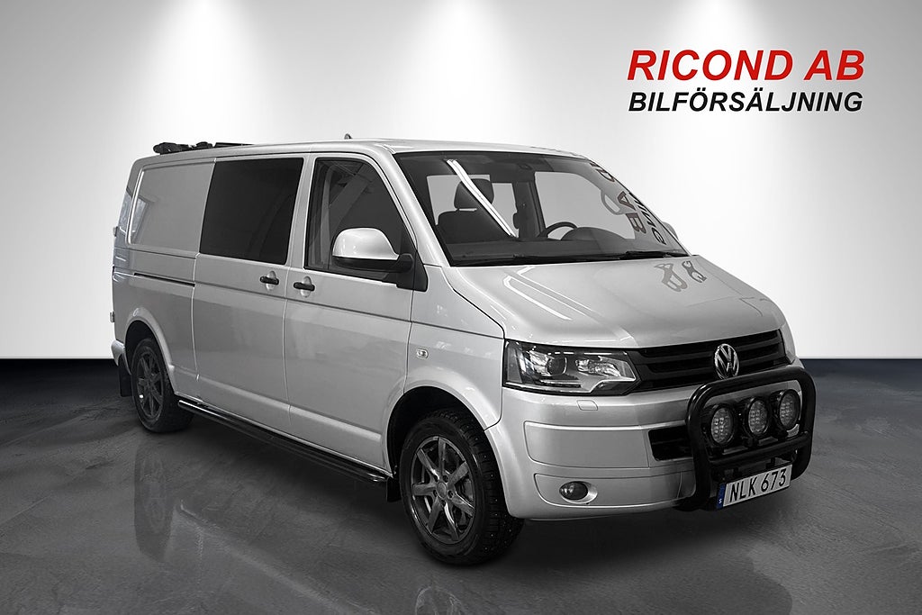 Volkswagen Transporter Kombi T30 2.0 TDI 4Motion Aut Värmare Drag