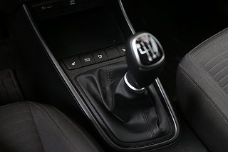 Halvkombi Hyundai i20 16 av 18