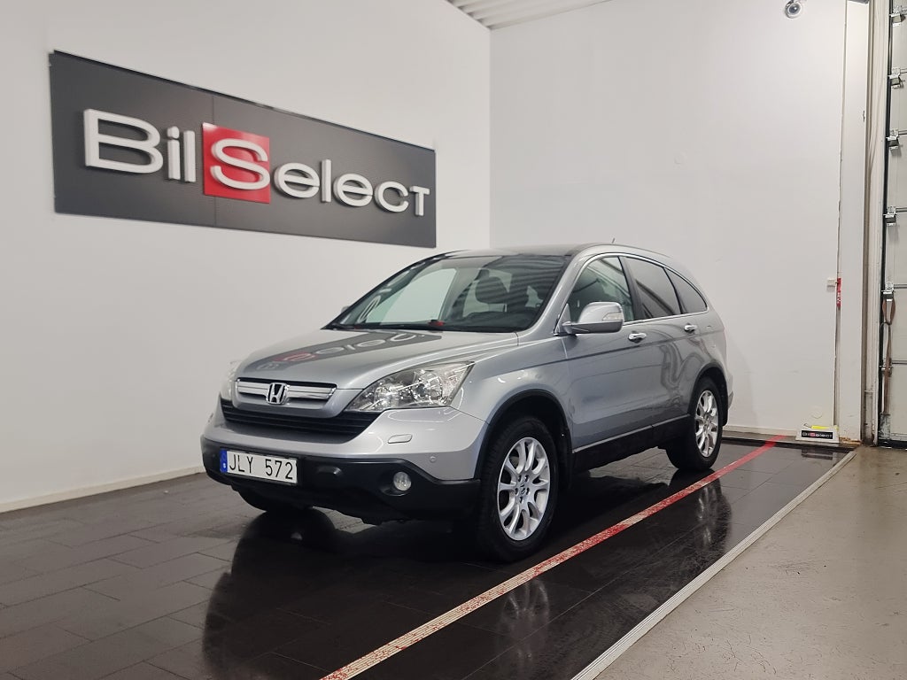 Honda CR-V 2.0 i-VTEC 4WD Euro 5 Navi 6-Växl Fullservad Ny Besik