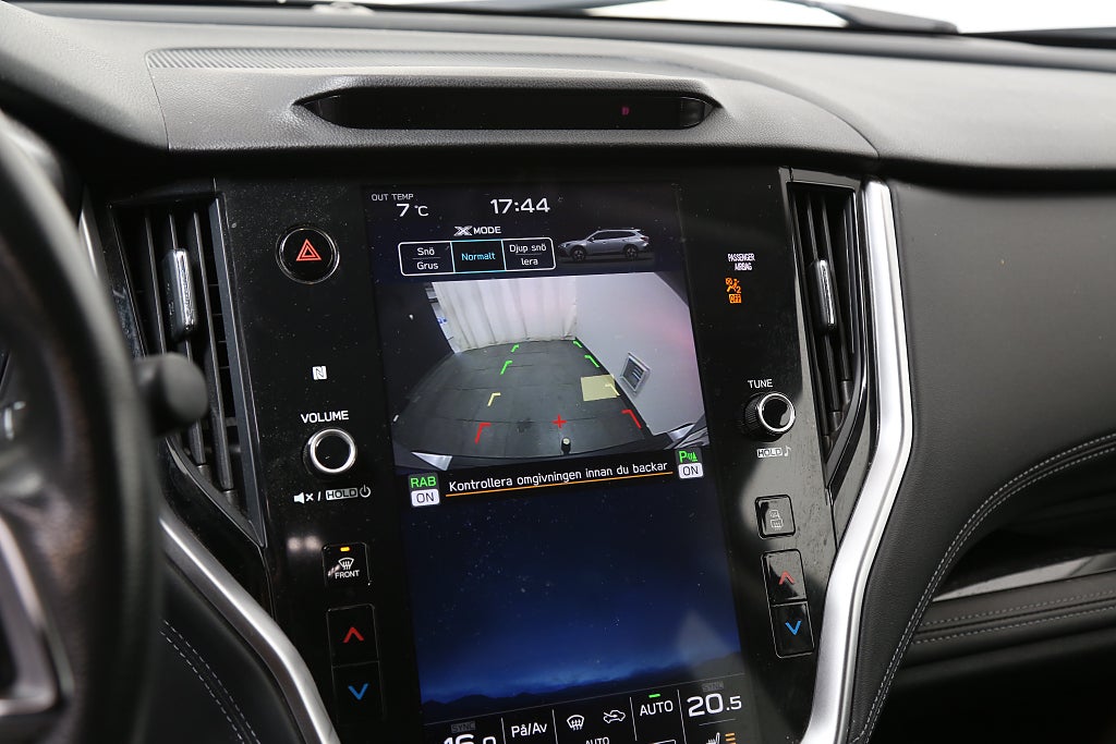 Subaru Outback 2,5i 169hk Limited Xfuel AWD Skinn Motorv Dragkrok