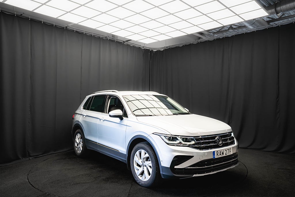 Volkswagen Tiguan eHybrid DRAG KAMERA IQ. MATRIX P-VÄRMARE 1-ÄGARE MOMS