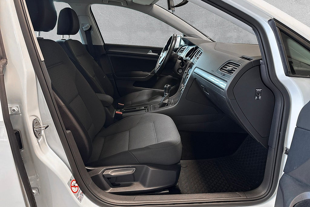 Volkswagen Golf 5-dörrar 1.2 TSI BMT Masters 3-Brukare 426 Årsskatt