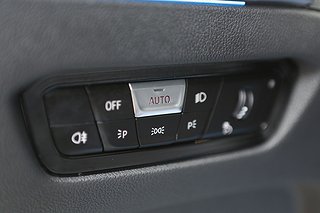 Kombi BMW 330e 10 av 24
