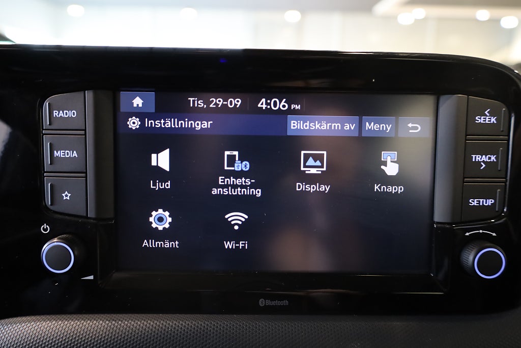 Hyundai i10 1.0 blue AUT Essential Rattvärme CarPlay Leasbar 2024