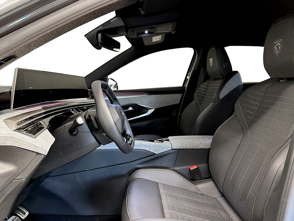 Bild på Peugeot 3008 GT Hybrid 145hk Aut B-KAMERA CARPLAY