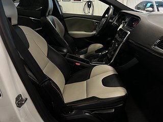 Volvo V40 Cross Country D3 Automat Summum S&Vdäck/Drag/Dvärm