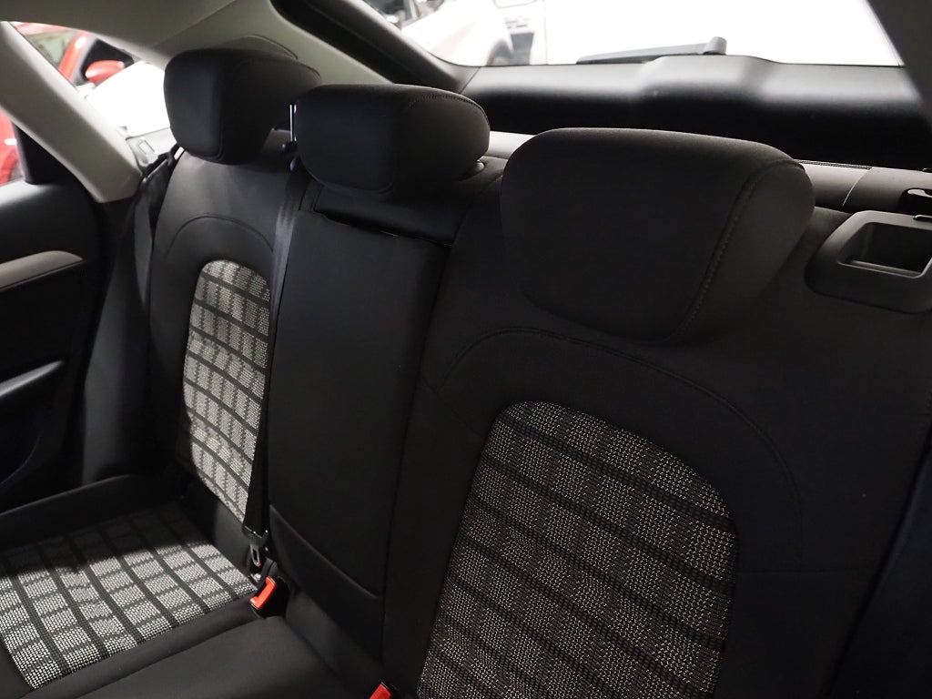 Audi Q3 2.0 TDI 150hk quattro S Tronic | Drag | PDC | 2017