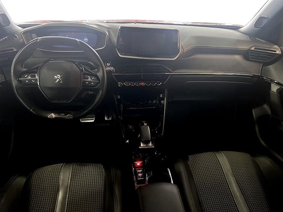 Bild på Peugeot E-2008 GT 50kWh 136hk Aut - B-KAMERA, CARPLAY