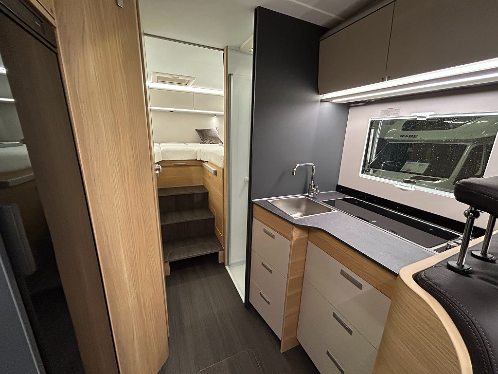 Adria Matrix Axess 670 SL / Taksäng / B-kort / Automat 140hk - Adria