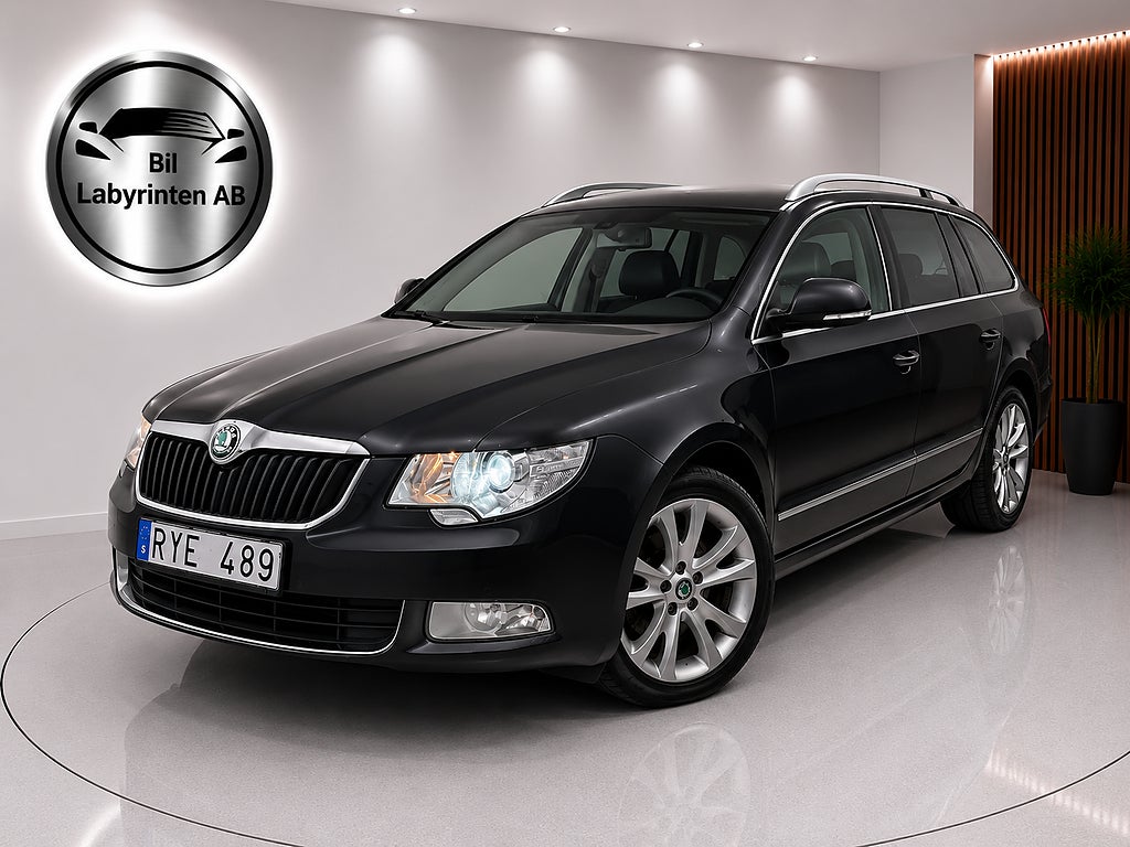 Skoda Superb Full Serv. Kombi 2.0 TDI Drag Dieselvärm Elegance Euro5