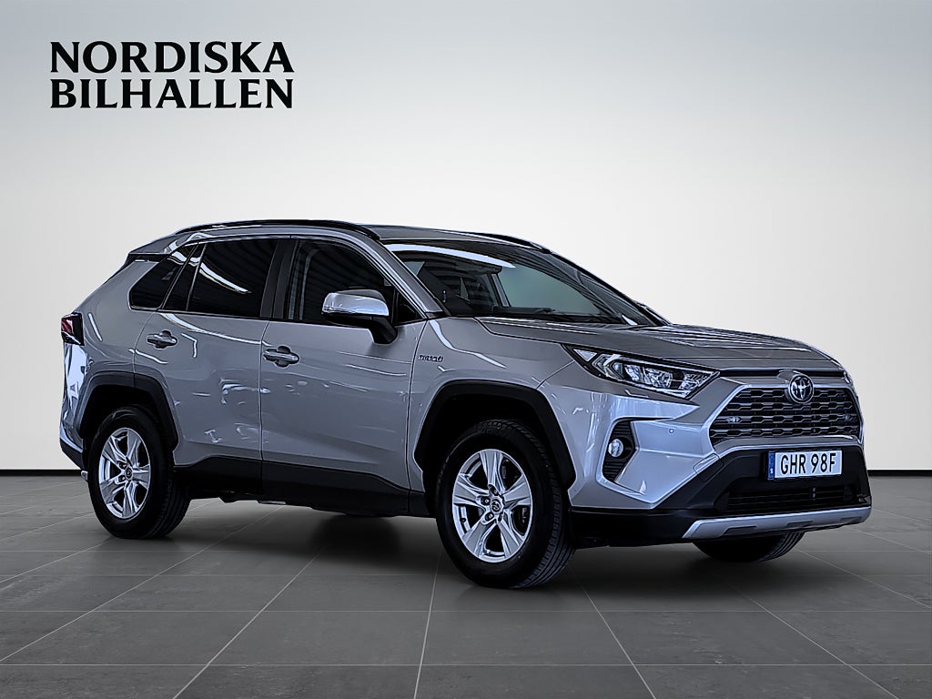 Toyota RAV4 Hybrid AWD-i E-CVT Active Dragkrok Backkamera GPS 
