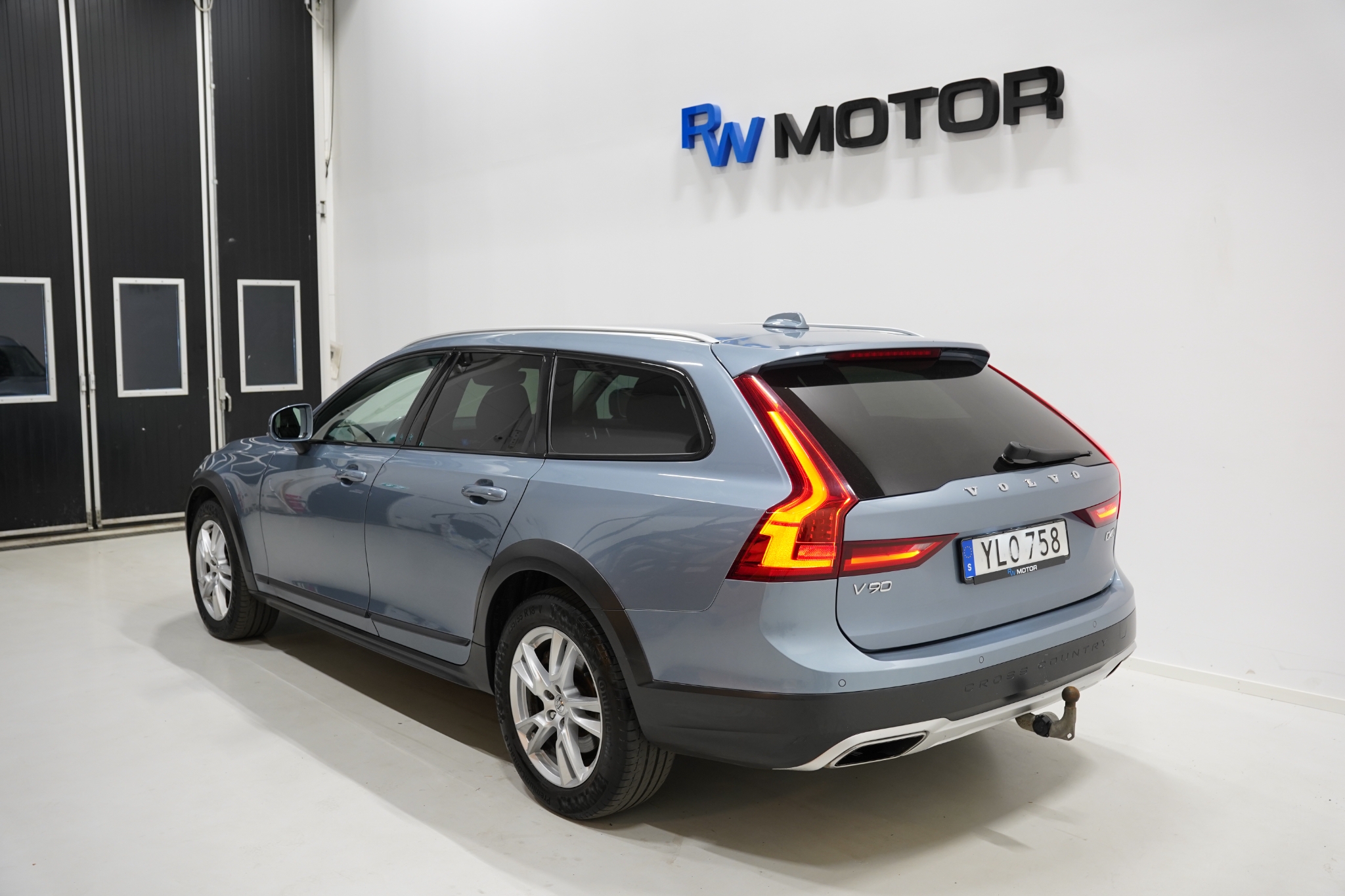 Volvo V90 Cross Country 2017, bild 4/49