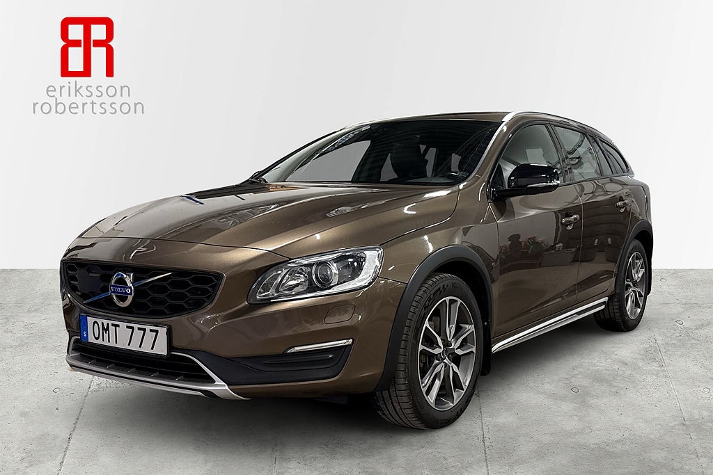 Volvo V60 Cross Country D4 AWD Geartronic Summum VOC Dieselvärmare