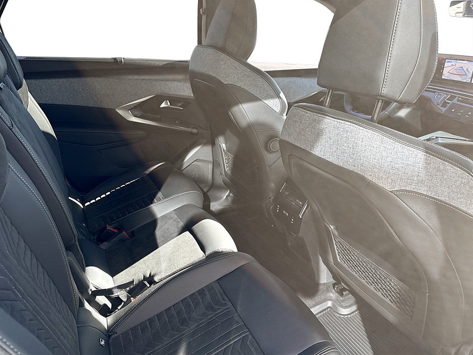 Bild på Peugeot 5008 GT Hybrid 145hk Aut 7-SITS B-KAMERA CARPLAY
