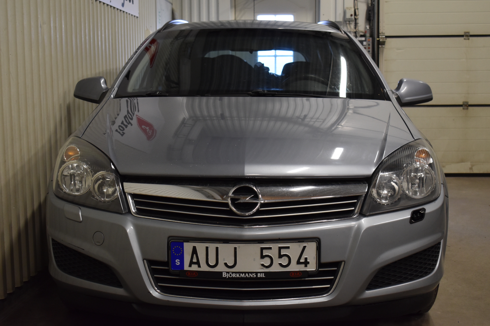 Opel Astra Caravan 1.6 115hk 2011, bild 2/44