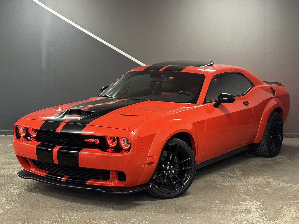 Dodge Challenger Dodge Challenger 6.4 V8 SRT Scat Pack widebody  nyinkommen