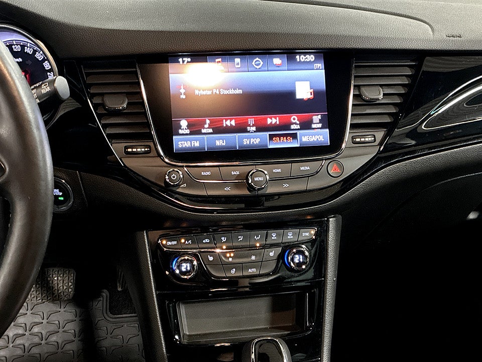 Bild på Opel Astra Dynamic Sports Tourer 1.6 DIT 200hk Aut NAVI