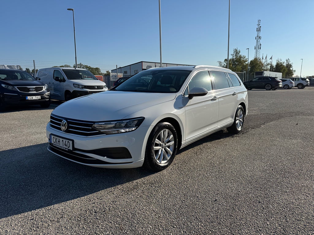 Volkswagen Passat Sportscombi 1.5 TSI ACT OPF DSG Navi / Backkamera/Drag