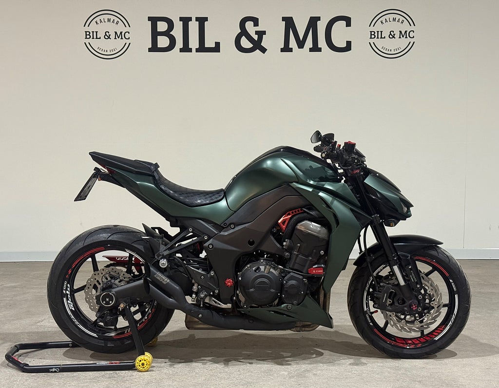 Kawasaki Z1000 Vince&Hines 0kr insats 