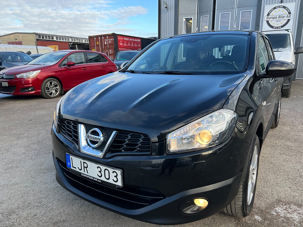 Nissan Qashqai 2.0 CVT AUTOMAT B-KAMERA GLASTAK DRAG GPS 141 HK