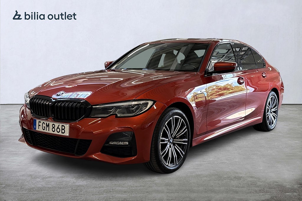 BMW 330e Sedan aut M Sport 292hk Taklucka HuD Backkamera Laser