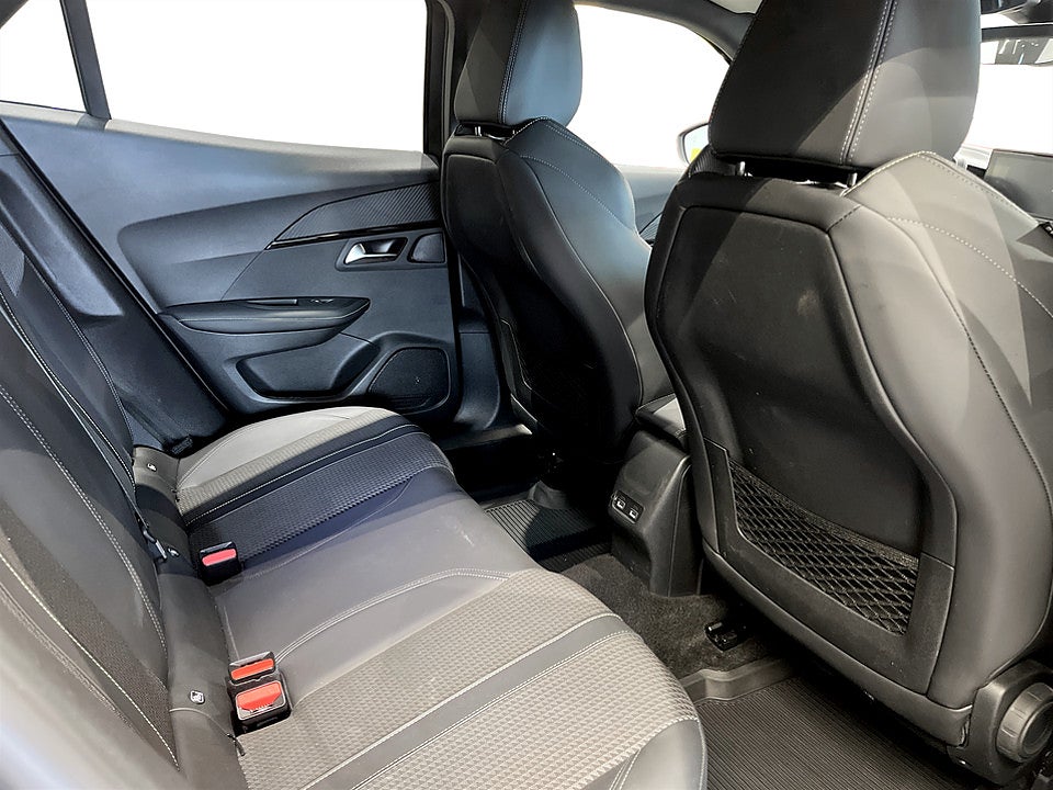 Bild på Peugeot 2008 GT 1.2 PT 130hk Aut B-KAMERA CARPLAY