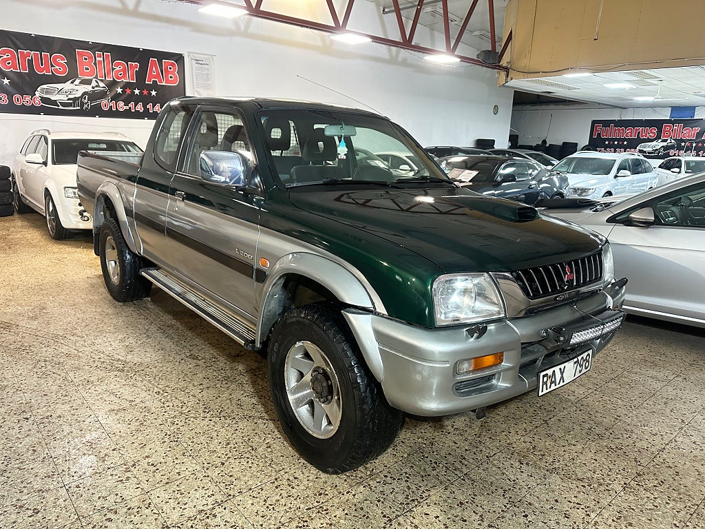 Mitsubishi L200 Club Cab 2.5 4WD Ny Servad 6 Ny Besiktigad Dragkrok