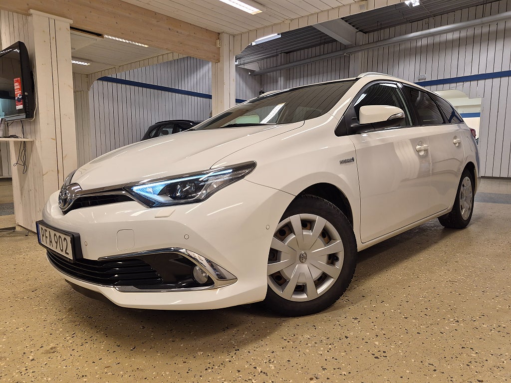 Toyota Auris Touring Sports Hybrid e-CVT Executive Euro 6