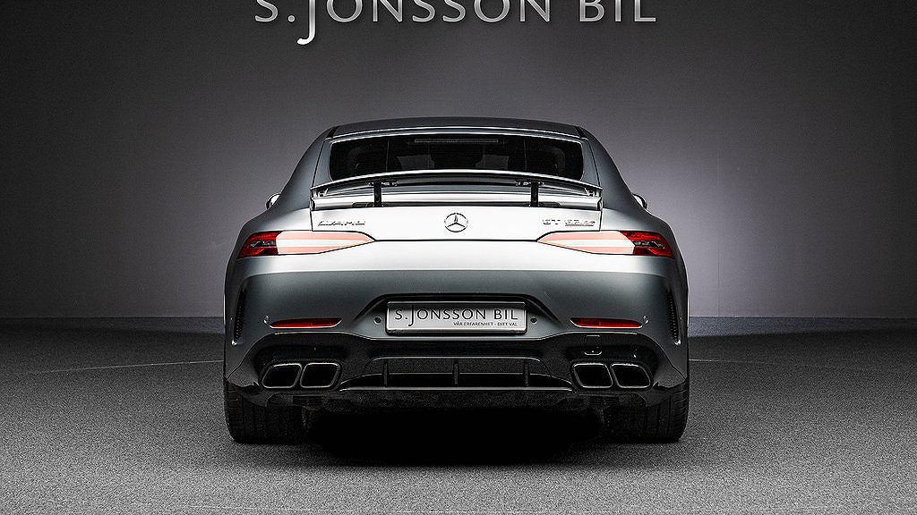 Mercedesen har en fyrliters V8-motor på 639 hästkrafter. 