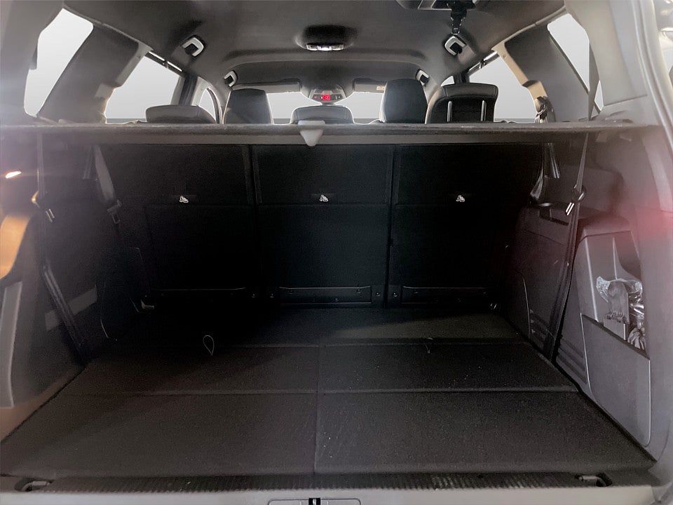 Bild på Peugeot 5008 GT 1.2 PT 130hk Aut 7-SITS B-KAMERA 